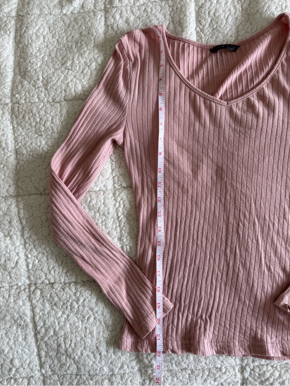 SHEIN Dusty Rose Ribbed V‑Neck Long Sleeve Top - Picture 5 of 5